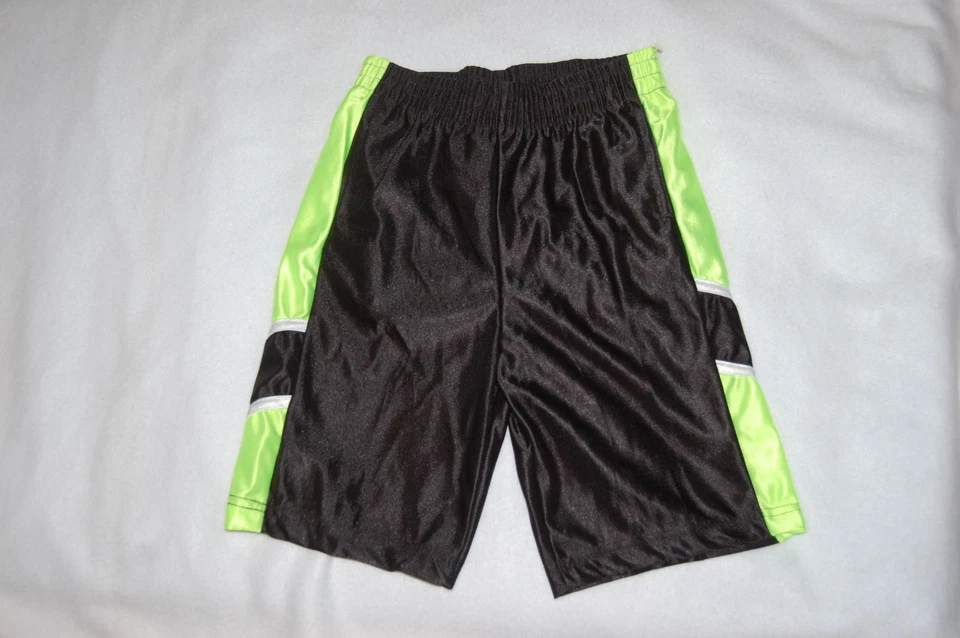 Pantalones Cortos Atléticos Niños NEGRO Y NEÓN VERDE LIMA Cintura Elástica 2 BOLSILLOS Talla S 6-7 Foto 1 de 1