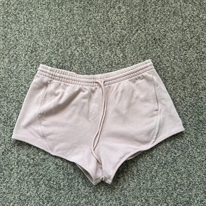 PINK Victoria Secret Fleece Light Pink Lounge Sweat Shorts Size Large - Picture 1 of 7