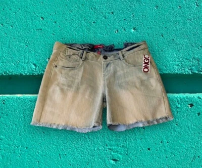 NWT'S BONGO Junior's Distressed ACID WASH Blue Jean Shorts Denim Size 11 SHORT  - Image 1 of 4
