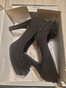 Fashion Bug Womens Heels Size 7 Black - Picture 1 of 4
