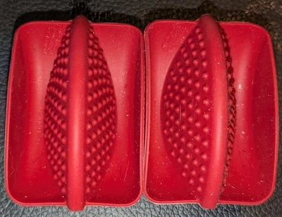 Pampered Chef Mini Silicone Hot Pan Grips Red - Image 1 of 4