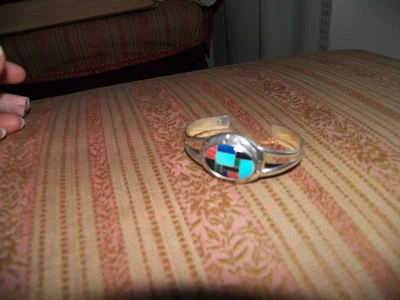 Bonito brazalete Carolyn Pollack suroeste con incrustaciones de múltiples piedras preciosas de ley Foto 1 de 2