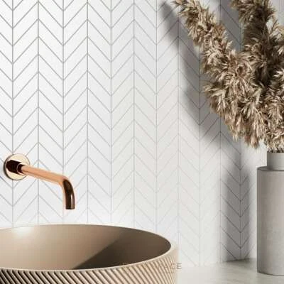 Mosaicos de mármol blanco puro CHEVRON THASSOS | azulejos de piedra natural | (£160/m2) Foto 1 de 4