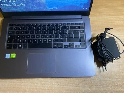 Pc portatile Asus Vivobook 15.6", i7 , SSD 480GB(sostituito da poco). 8GB RAM - Immagine 1 di 4