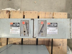 Federal Pacific Electric QMQB Einheit Modell QMQB1132R, 100 AMP, 3-polig, 240 Volt - Bild 1 von 6