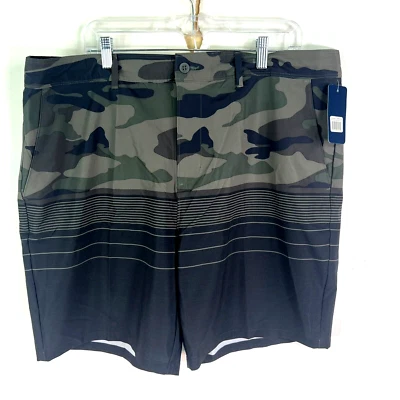 Pantalones Cortos Camuflados Híbridos Trinity Coast Para Hombre Talla 40 Verde Sobre la Rodilla Foto 1 de 4