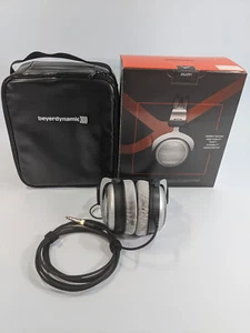 Beyerdynamic DT 880 Premium 250 ohm Stereo headphones - Clean - Works Terrific - Picture 1 of 15