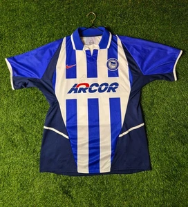 Hertha BSC - Camiseta - 2002/2003 - Casa - Mola Mola Adebisi - Firma - M - Imagen 1 de 13
