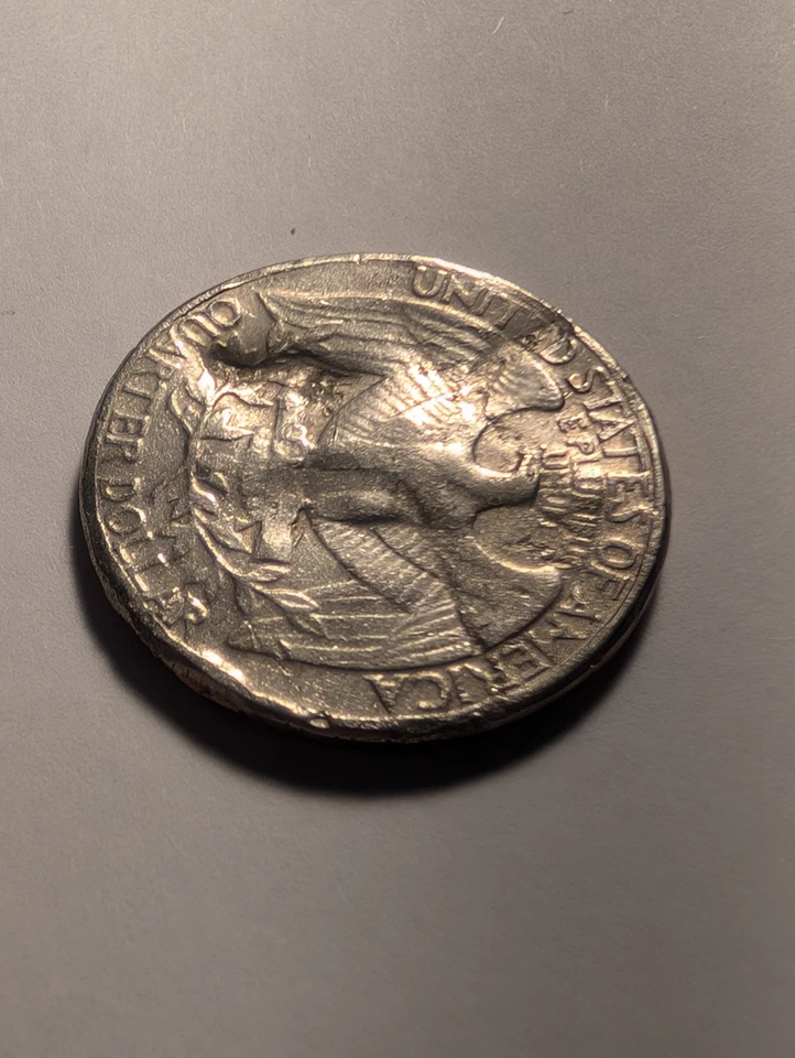 Cuarto de error múltiple 1984 Foto 1 de 3