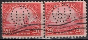 Perfins USA 1923, Sc567 2x 20c Golden Gate Bridge. Used GE - Picture 1 of 3