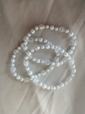 3 PULSERAS ELÁSTICAS DE CRISTAL TRANSPARENTE PERLA BLANCA~FORMALES~TALLA INFANTIL5.5"~ARTESANO Foto 1 de 4