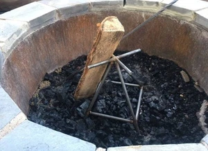 Vertical Fire Pit Grate – LOW Smoke, BIG Flames • Patio, Kiva, Chiminea, Beach - Picture 1 of 9