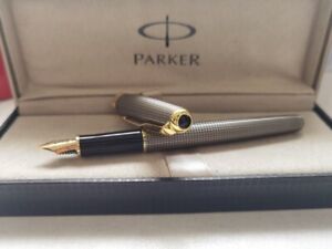 Excellent Parker Sonnet Fountain Pen Grey Grid Gold Clip Fine Nib Gift Box