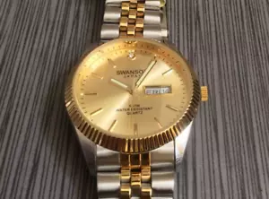 Reloj Swanson RX Para Hombre Redondo Día y Fecha Esfera Dorada en Dos Tonos Banda Vinculada ¡Nuevo! - Imagen 1 de 3