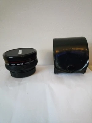 ZYKKOR  MC  AUX  WIDE ANGLE LENS  AUTO FOCUS RANGE 6FT- INF  WITH CAPS N CASE. - Image 1 of 4
