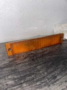 1989-1991 Oldsmobile Cutlass Calais OEM LH Driver Side Turn Signal - Picture 1 of 4