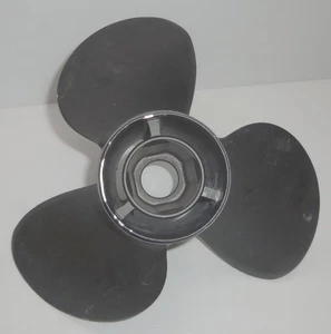 . 2 Rubex 01 17 3-Blade Aluminum Propeller - Solas 9411-135-15 - Picture 1 of 14