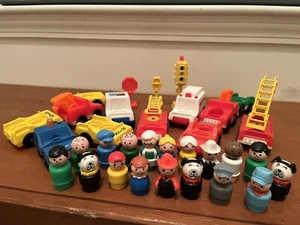 Vintage Fisher Price Little People Main Street, People, Cars, Traffic Signs Lot - Picture 1 of 12