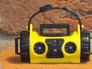 WWE Jakks Classic Yellow Boombox Radio Wrestling Figure Marvel Display Diorama 1 - Picture 1 of 8