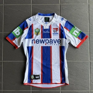 Newcastle Knights NRL Jersey ISC Telstra Premiership White Blue Red Size L - Foto 1 di 15