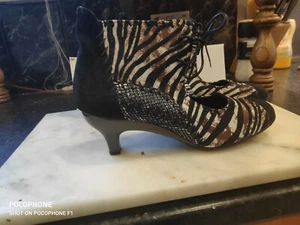 Helle Comfort Bettina Black/White Gr. 7 UK 41 EU Fashion Stiefel Sandalen - Bild 1 von 5