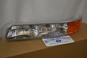 Chevrolet Silverado Tahoe Suburban LH Front DRL/MARKER/TURN SIGNAL LAMP new OEM - Picture 1 of 5