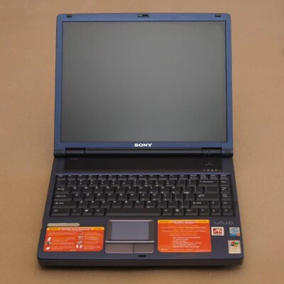 Sony VAIO PCG-FRV37 2.8 Pentium 4 Radeon 345M 60GB HDD 512MB RAM Parts & Repair - Image 1 of 4