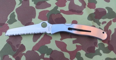 Muy Bonita Hoja de Pie de Oveja Early Seki City Japón Spyderco Acero Inoxidable Mariner C02S Foto 1 de 4