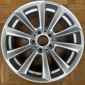 1 x LLANTA DE ALUMINIO ORIGINAL BMW 8Jx17 EH2+ ET30 LK5x120 BMW 6 780 720 - Imagen 1 de 8