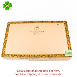 Caja de cigarros de madera vacía Macanudo Gold Label Tudor 10,5" x 6,5" x 2" - Imagen 1 de 12