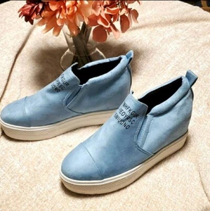 Slip On Casuals - Picture 1 of 2