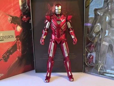 Figura Hot Toys Marvel Iron Man 3 Iron Man Mark 33 Silver Centurion escala 1/6 Foto 1 de 4