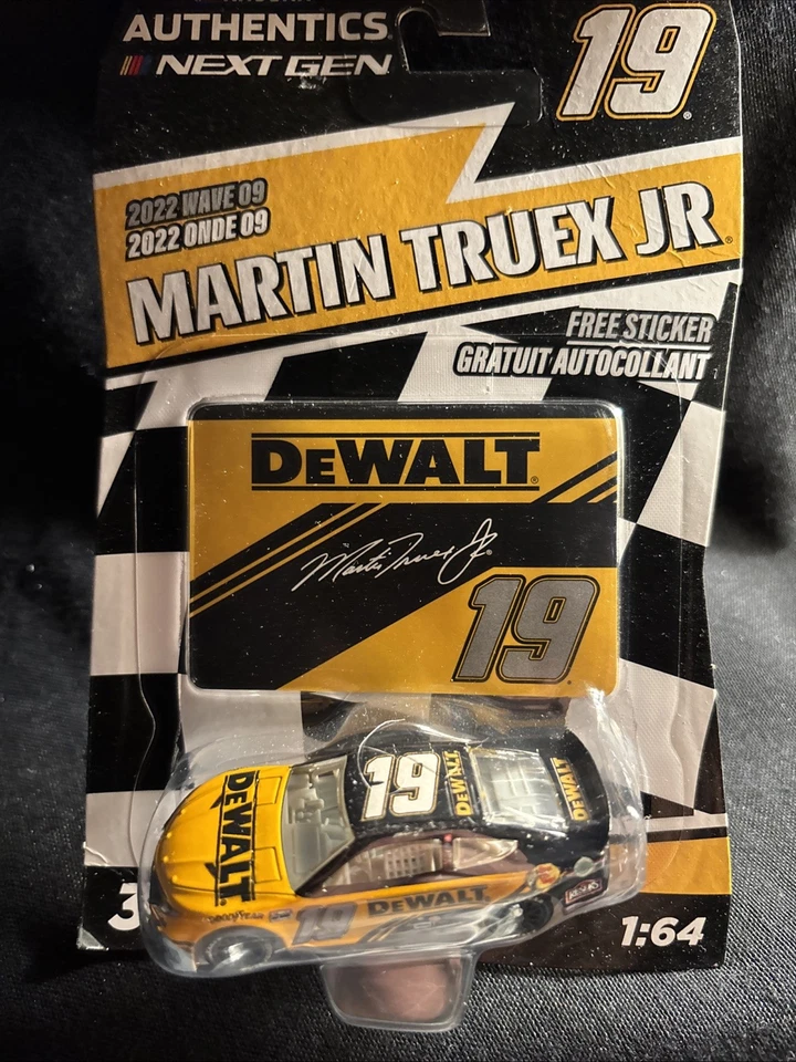 Nascar Next Gen Wave 09 Dewalt Camry #19 Martin Truex Jr. 1:64 Foto 1 de 1
