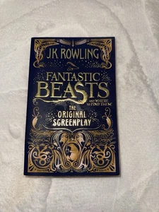 Fantastic Beasts and Where to Find Them: The Original Screenplay by J.K. Rowling - Foto 1 di 3