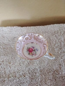 Vtg. Paragon Floating Cabbage Rose Teacup Double Warrant, Mint Condition! - Picture 1 of 5