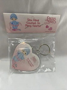 Precious Moments Schlüsselanhänger "Du hast so viele Herzen berührt" Foto hinzufügen Neu in Verpackung 1997 - Bild 1 von 4