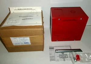 EDWARDS SIGA-DH INTELLIGENT DUCT SMOKE DETECTOR HOUSING - NEW WITH BOX - NOS - Picture 1 of 2