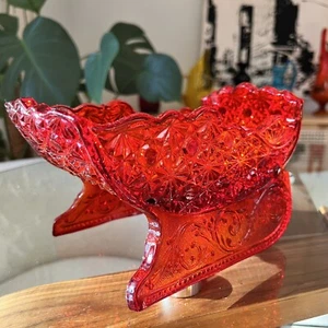 L.G. Wright Art Glass 8" Amberina Red Daisy & Button Sleigh Candleholder Fenton - Picture 1 of 17
