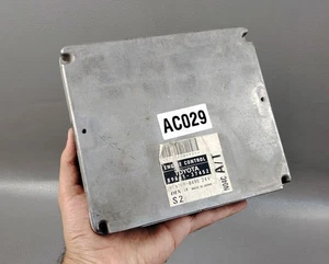 HINO DUTRO DYNA XZU304M N04C A/T 24V ENGINE CONTROL MODULE ECU S2 89661 37452 - Picture 1 of 24