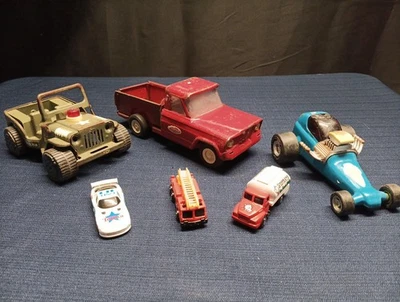 Toy Lot Vintage 1960s Tonka Pressed Steel 9” Mid Size Red Jeep Pick Up Truck - Image 1 of 4