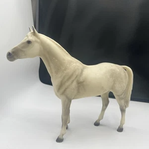 Breyer Traditional Trakehner Abdullah, Champion Trakehner dapple gray Horse Arab - Picture 1 of 19