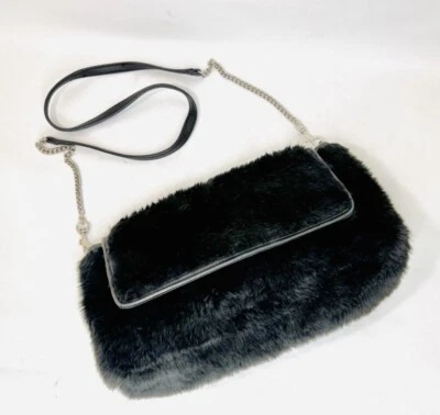 Bandolera negra de piel falsa y cuero genuino con correa de cadena de Nardelli Foto 1 de 4