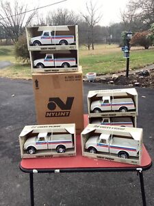 Nylint chevy steel Truck Chevrolet 4411 Mr goodwrench VTG Toy case of 6