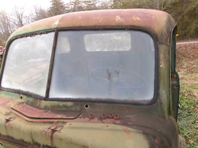 1 JUEGO ORIGINAL USADO 1950 DODGE INTERIOR MOLDURA PARABRISAS CON BARRA DIVISORIA CENTRAL Foto 1 de 4