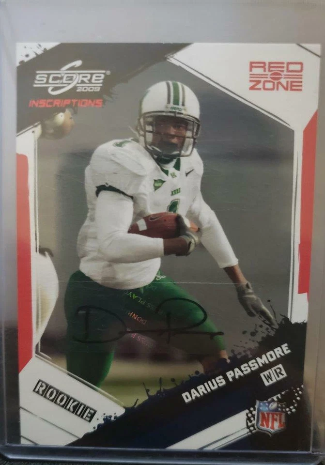2009 Panini Score Darius Passmore Red Zone Rookie Autograph 7/30 - Image 1 of 1