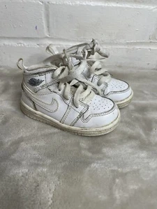 Nike Air Jordan I 1 Mid bianche BT 640735-112 BT bambino taglia 5C - Foto 1 di 7