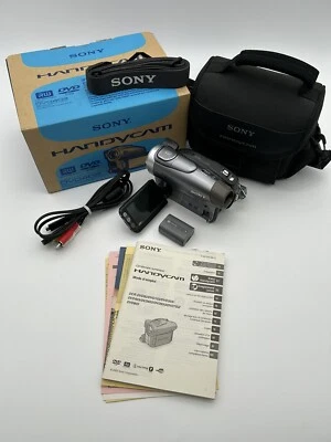 Sony Handycam DCR-DVD403 Mini DVD + RW Camcorder Digital Video Camera - UNTESTED - Image 1 of 4