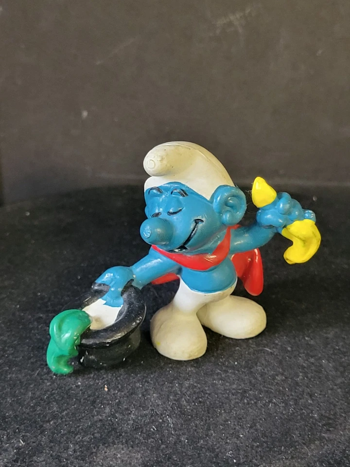 Figura Pitufo De Colección, Mago Con Capa, (Schleich Peyo, 1979), En muy buena condición Foto 1 de 4