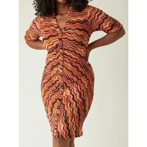 PLUS SIZE 26/28 - 4X | Women’s Bodycon Ruched Zigzag Print Shirtdress | NWT - Picture 1 of 4