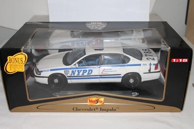 MAISTO Chevrolet Impala New York Police Department 1:18 Scale NYPD - Image 1 of 4